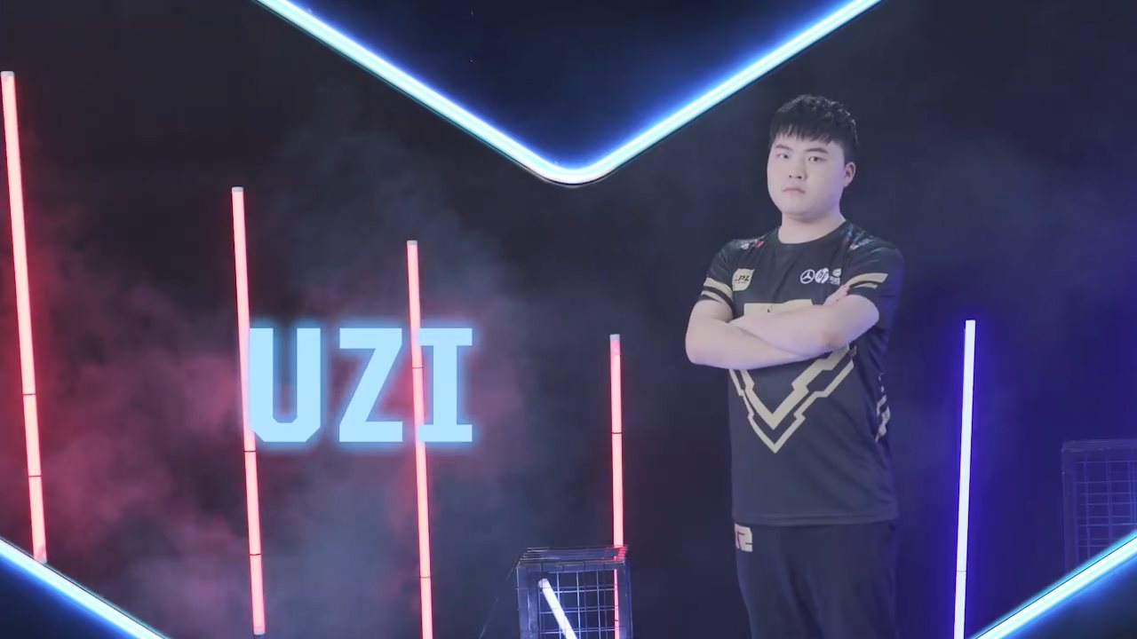 队在赛季中 队在赛季中