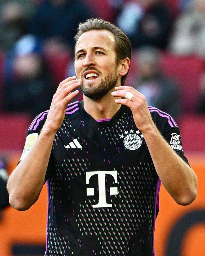 前锋搭档时 前锋搭档时